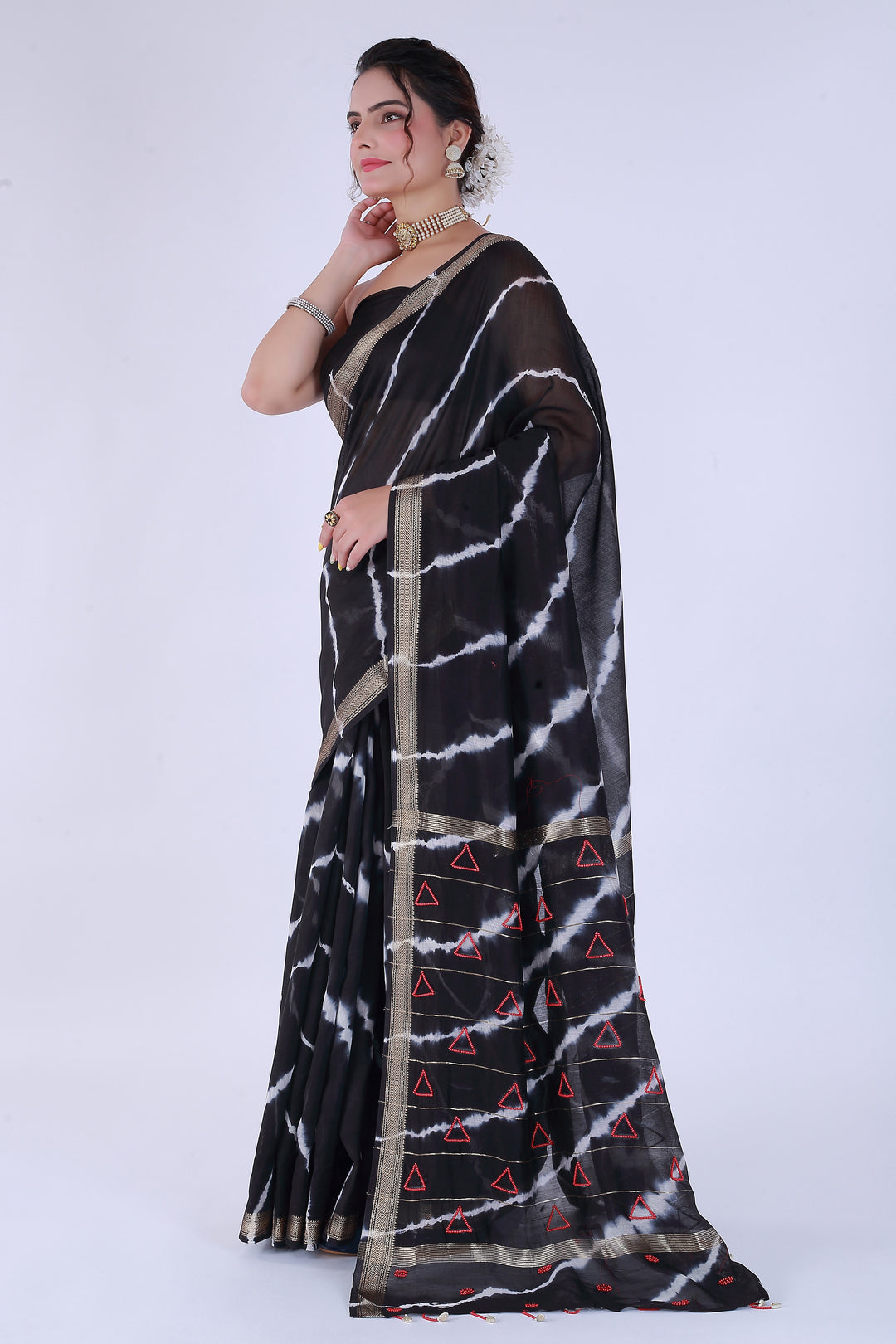 Trikon Kaali Saree – Triangle of Grace - Nirsha